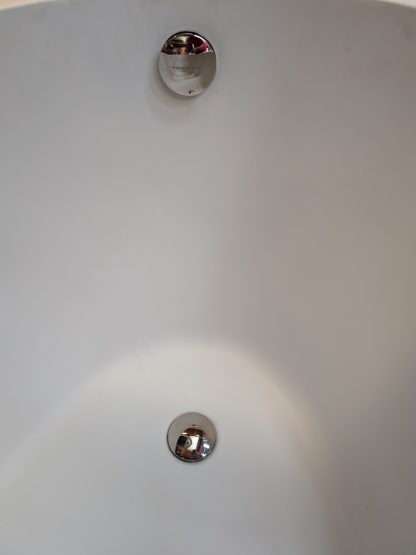 Waterworks Bathtub - Image 11