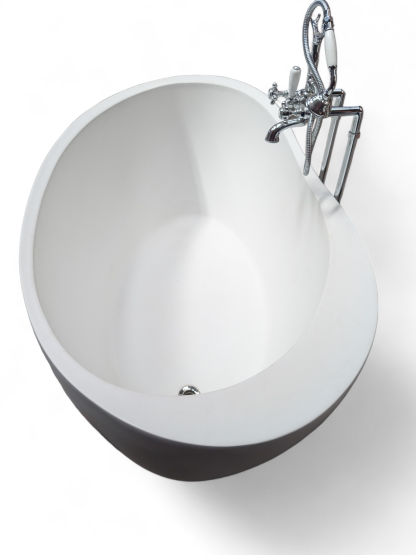 Waterworks Bathtub - Image 9