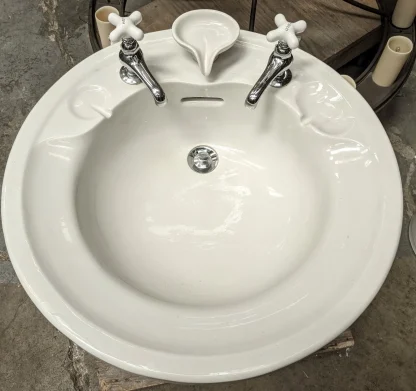 1920's Bird Bath Pedestal Sink - Image 3